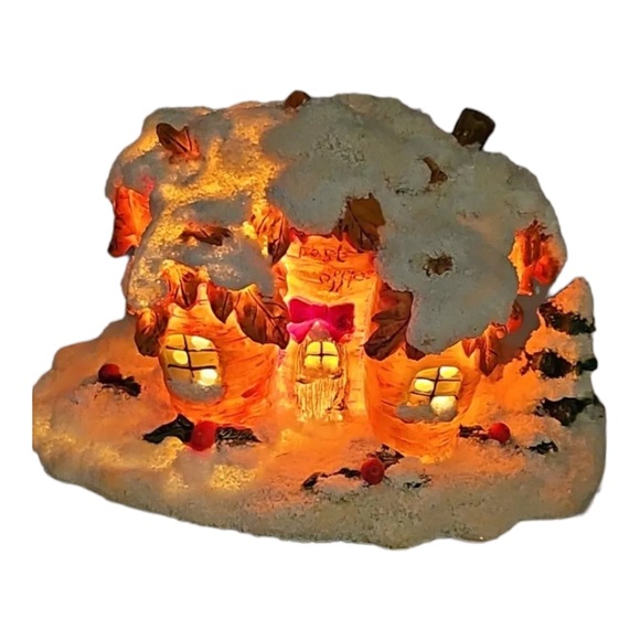 Christmas Charming Tails Carrot PostOffice Lighted Squashville Figu Silvestri - Picture 5 of 5